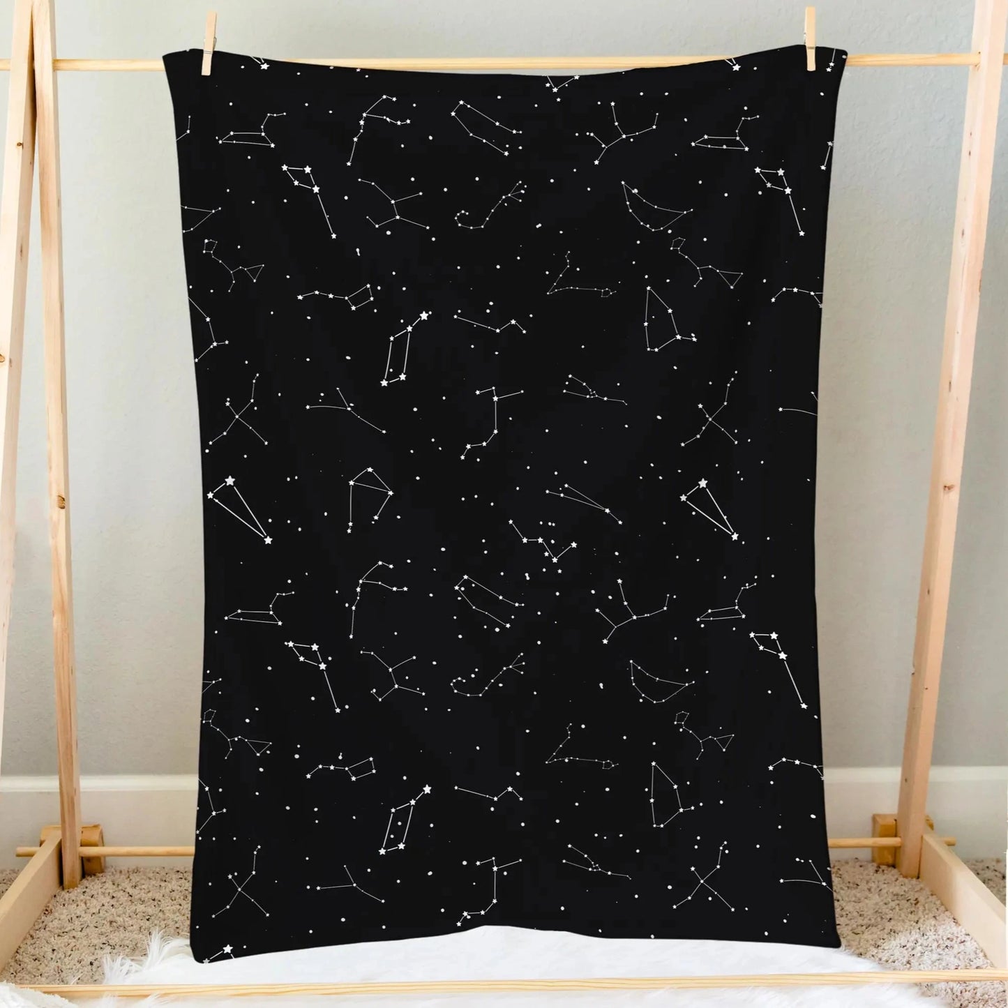 Kids Realistic Constellation Space Blanket – Soft, Warm, and Perfect for Galaxy-Themed Adventures